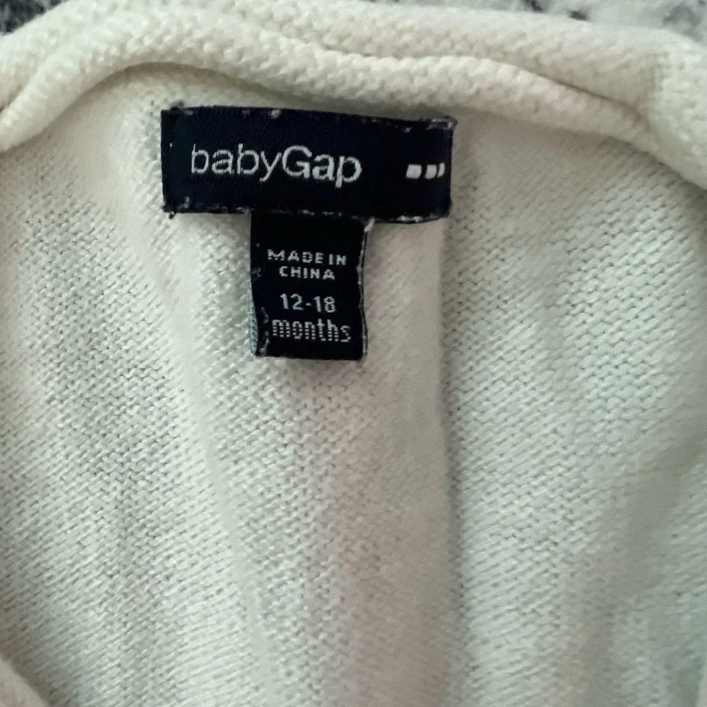 Baby GAP girls‎ Cream Cardigan Sweater 12-18 months